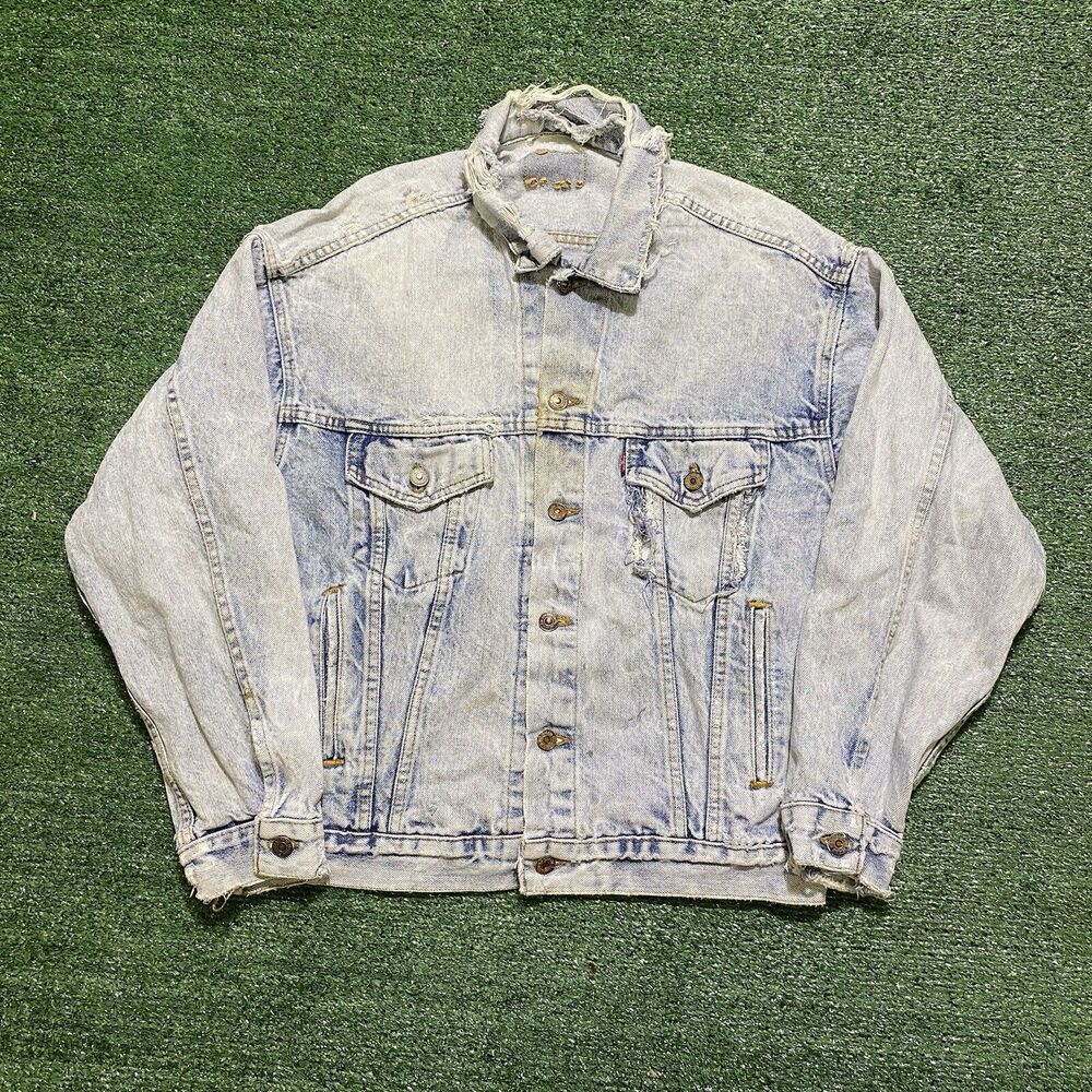 Vintage 80s Levis Type 3 Denim Jacket Jean Made In USA Light Wash Sz L Distress